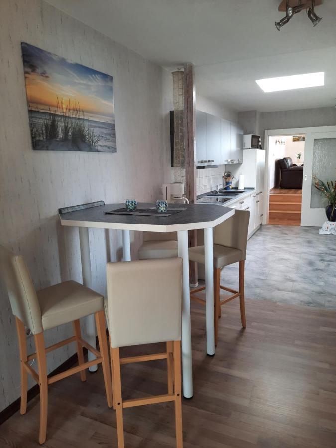 사스니츠 Ferienhaus In Hafennahe 아파트 외부 사진
